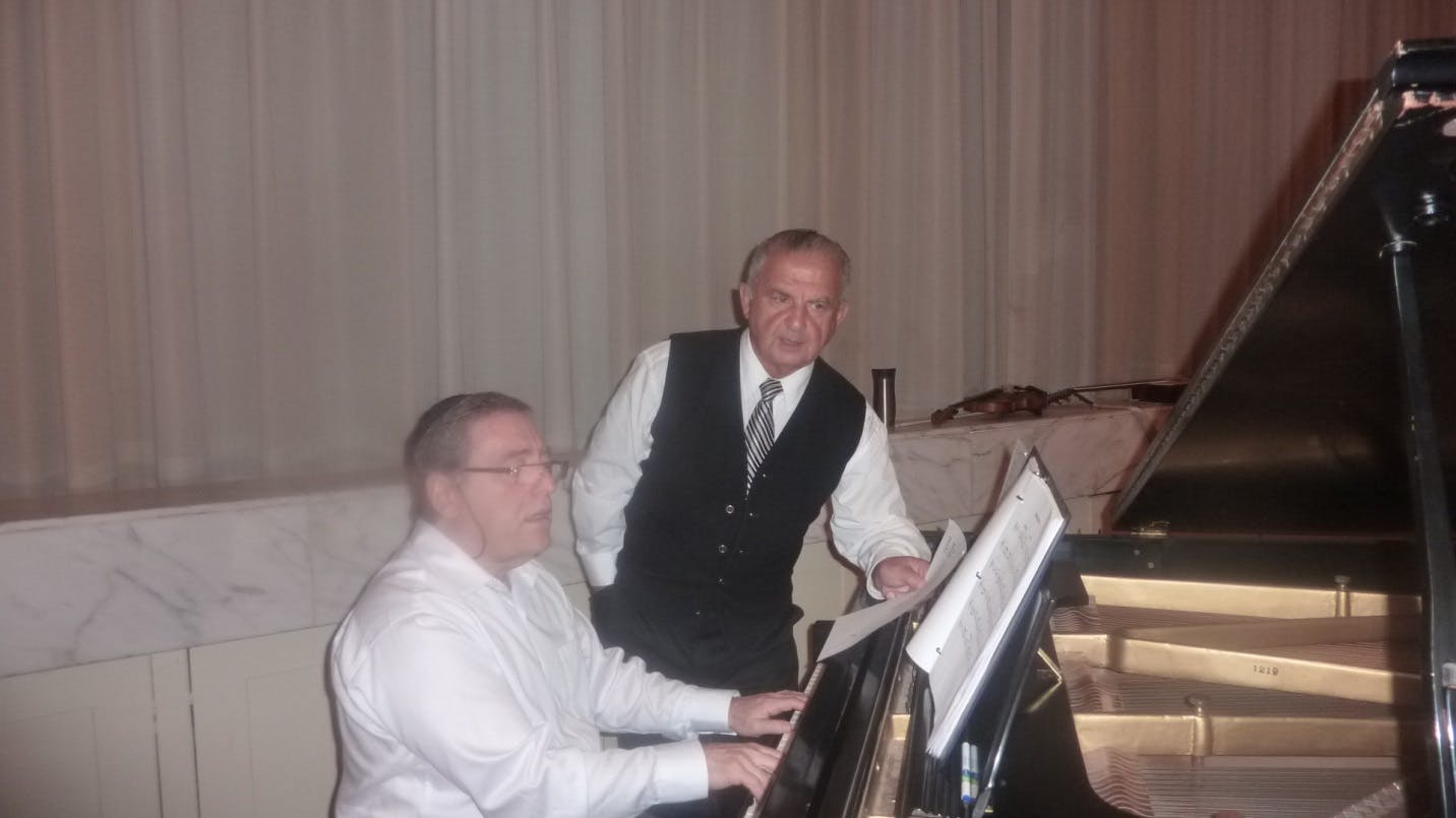 Concert for Friends Of Yiddish Club with Alexander